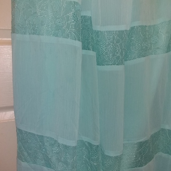 Spa color David's bridal dress - Picture 3 of 3